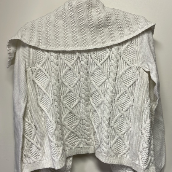 Cabi cable knit shawl cardigan - Picture 4 of 7